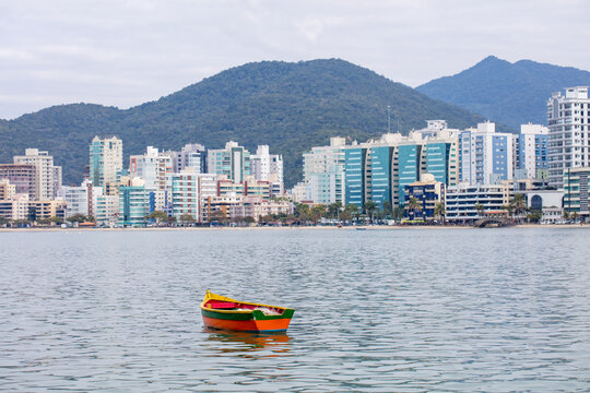 Fishing boats in the port of the tourist city of Itapema, Santa Catarina, Brazil.