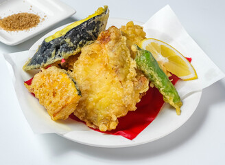 Smoked chicken tempura assortment, perfect for showcasing authentic Japanese cuisine. Ideal for food blogs, restaurant menus, and culinary projects.