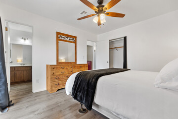 Cozy Bedroom with Modern Decor and Functional Layout