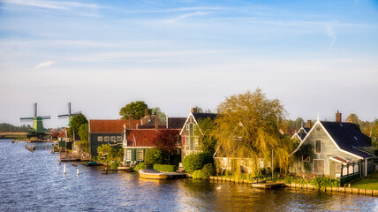 Obraz premium Beautiful Buildings at Zaanse Schans on the River Zaan Riverside, Netherlands