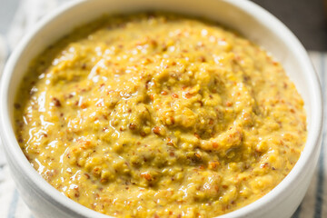 Healthy Organic Spicy Grainy Mustard