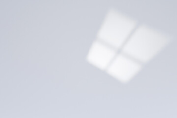 部屋に差し込む窓の光