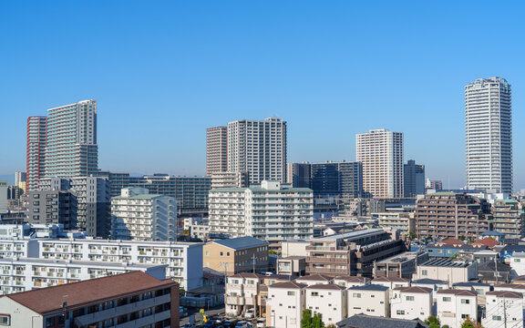 武蔵浦和駅のタワーマンション景観 2052年11月21日撮影
