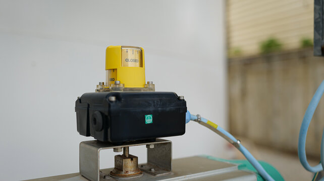 close status of pneumatic control valve in factory, industrial air-operated valve, pipeline connection system, automation control equipment,