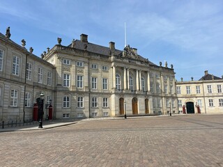 Fototapeta premium Amalienborg Palace in Copenhagen, Denmark 