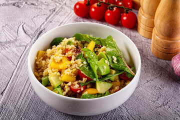 Bilgur tabuleh salad with vegetables