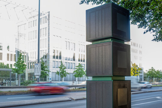 Air filter device for emission reduction on central ring road in Munich