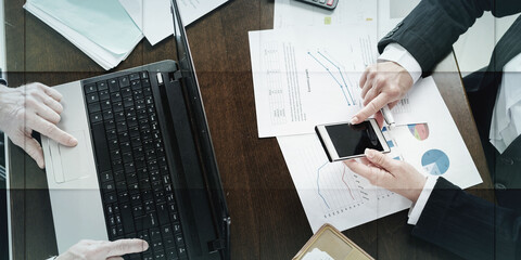 Businesspeople working together, geometric pattern