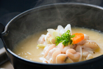 鱈とたち（白子）の味噌鍋｜Hot Miso Nabe with Cod and Cod Milt