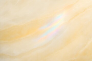 Kristalline Oberfl&auml;che mit irisierendem Schimmer