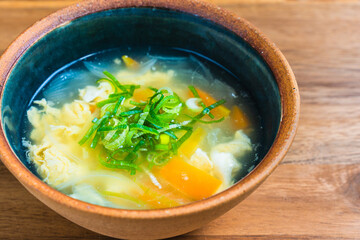 野菜と卵の中華スープ
