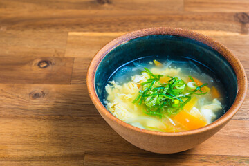 野菜と卵の中華スープ