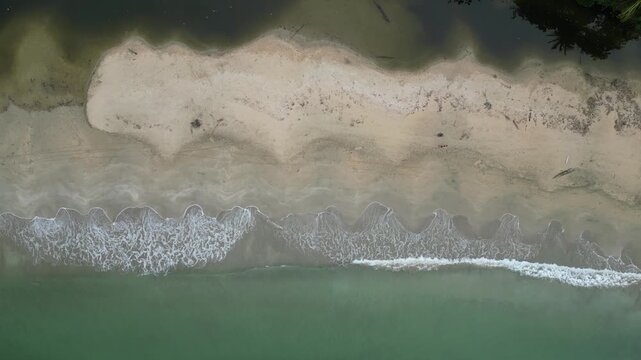 Between Sea, lake and sand 