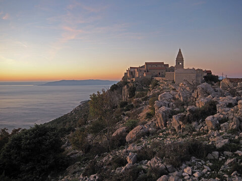 Cres - Sonnenuntergang in Lubenice