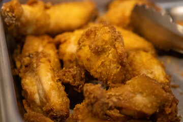Golden Fried Chicken Wings