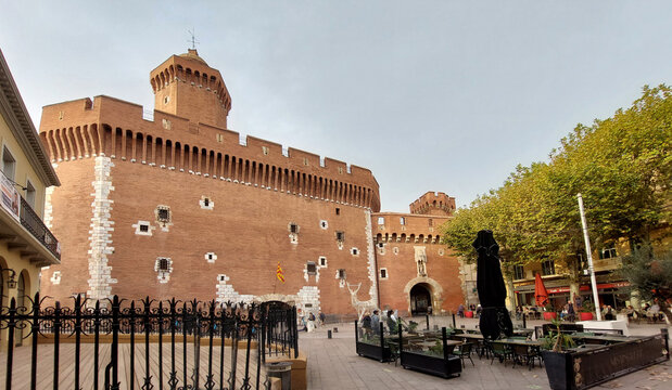 Le Castillet &agrave; Perpignan, Catalogne, Roussillon, Pyr&eacute;n&eacute;es Orientales, Occitanie, France.