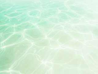 Obraz premium 水面の光が描く静かな紋様 / Serene Water Caustic Patterns