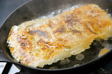 焼き餃子｜Pan-Fried Dumplings on Teppan Grill