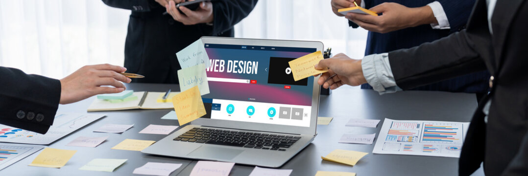 Website design software provide brisk template for online retail business and e-commerce - Powered by Adobe