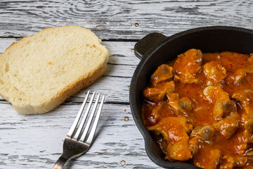 Hungarian pork gizzard stew with dumplings