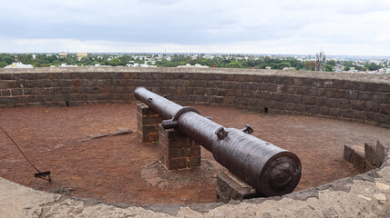 India, Karnataka, Vijayapura, View of 16th Century Cannon of Vijayapura Dynasty Kept on Uppali Burj. City Centre of Vijayapura. © Raj