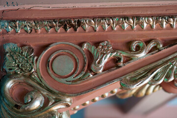 tradycyjne wzory na drewnie