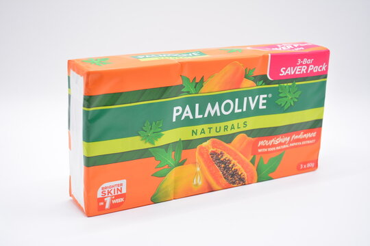 Palmolive naturals papaya extract soap in Manila, Philippines