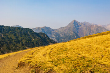 Panoramic view of the mountains, including Pic de Bugatet and Pic M&eacute;chant, from Col de Portet (Saint-Lary-Soulan)