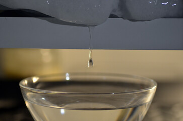 Wassertropfen  © Michael Rogner