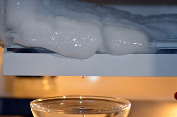 Wassertropfen  © Michael Rogner