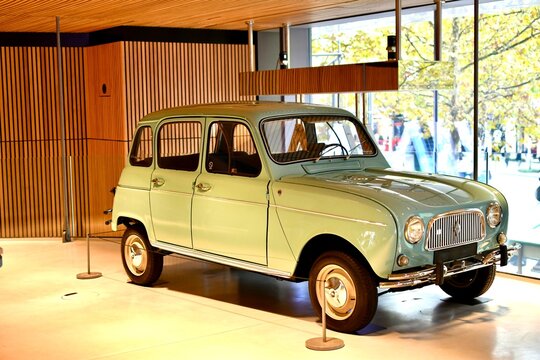 Renault 4L 1961
