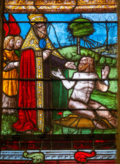 Obraz premium Stained glass (16th century) of the Creation of man by God.