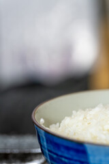 ふっくら炊き上がったご飯のクローズアップ