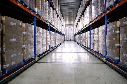Warehouse cold chain logistics and inventory control