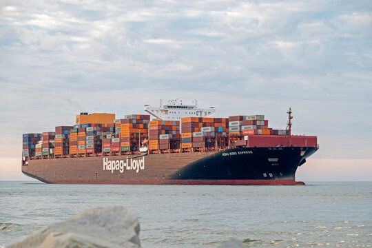 Hapag-Lloyd's Suezmax-class container ship Hong Kong Express approaches Charleston Harbor, SC, USA on November 22, 2025.