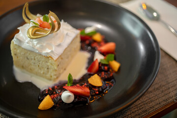 coclo tres leches dessert