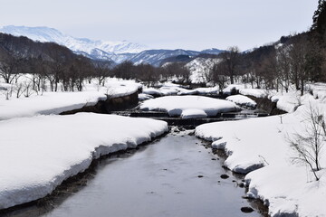 雪溶け風景 山形県庄内