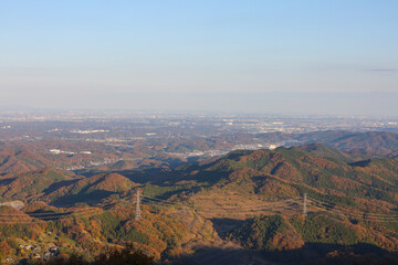 山頂から見る秋の山々