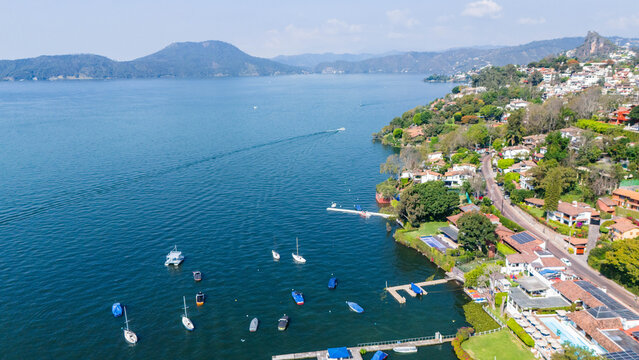 Presa Miguel Alem&aacute;n de Valle de Bravo del Sistema Cutzamala 