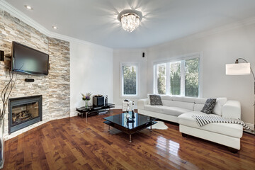 Exterior and interior of a modern Canad house with backyard, driveway, and complete living spaces. Includes living room, kitchen, bedrooms, bathrooms, hallways and basement