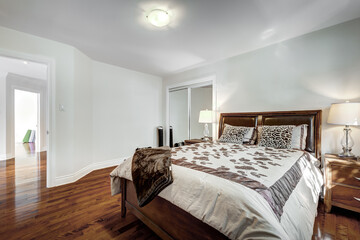 Exterior and interior of a modern Canad house with backyard, driveway, and complete living spaces. Includes living room, kitchen, bedrooms, bathrooms, hallways and basement