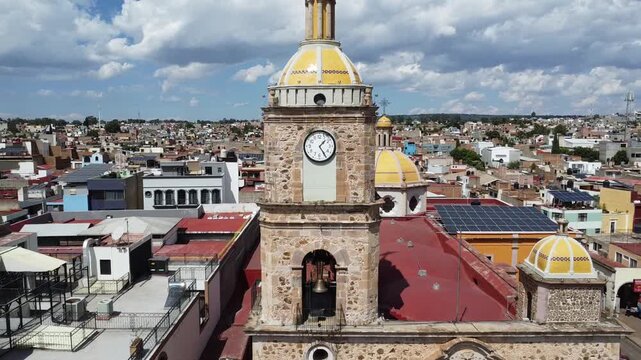 Parish of Santa Mar&iacute;a de Guadalupe, dolly out starting at the clock tower. Arandas, Jalisco, Mexico