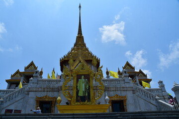 Fototapeta premium タイバンコクのワット・トライミット（黄金寺院）