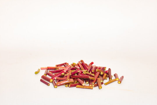 Basella alba with red stems is a vibrant, nutrient-rich climbing vine valued for food and medicine.
