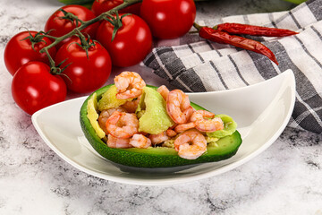 Dietary avocado cut with prawn