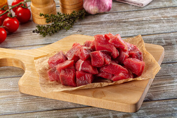Raw beef cubes for cooking
