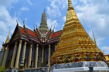 Fototapeta premium タイバンコクのワット・プラケオ（エメラルド寺院）