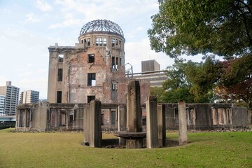 広島の原爆ドーム