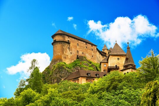Orava Castle is a medieval fortress in northern Slovakia. The castle was built in the 13th century. Today, the castle serves as a museum and a popular tourist attraction.