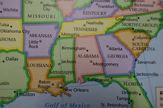 Mid-Atlantic and Southern USA Political Map: Virginia, North Carolina, Kentucky and Ohio Borders. Geography of Appalachian Region on Educational Paper Atlas Background